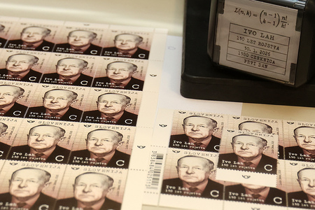 IVO LAH MATEMATIK ZNAMKA OB 130 LETNICI ROJSTVA 12 FOTO LJUBO VUKELIČ